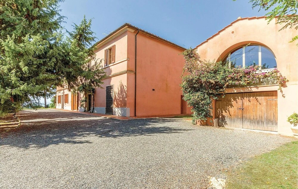 Awesome Home In Rosignano Marittimo Li