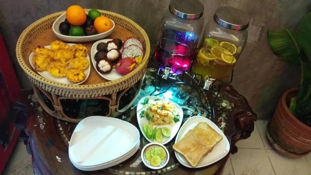 Long Feng Hostel Bangkok