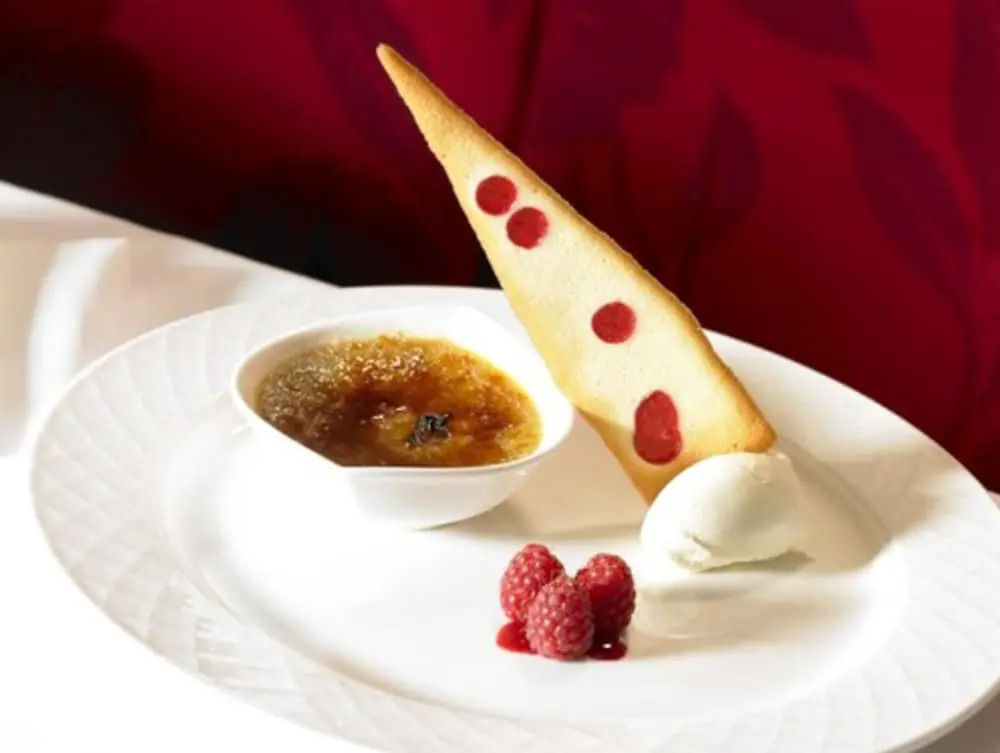 Westport Plaza Hotel, Spa & Leisure