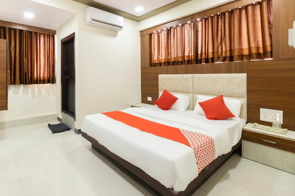 OYO flagship 48619 Hotel Anushri Villa