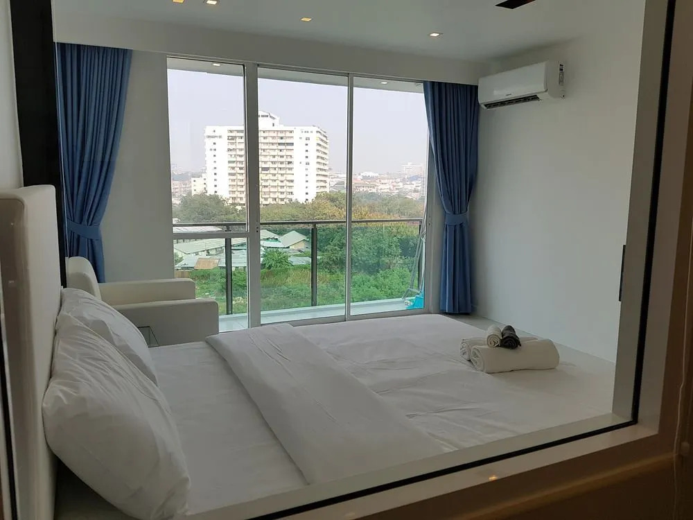 City Center Residence Deluxue Studio 712