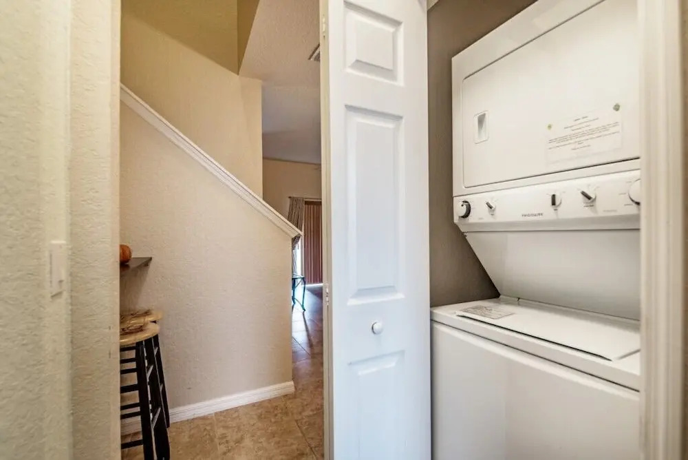 2714ca 4 Bedroom Townhouse