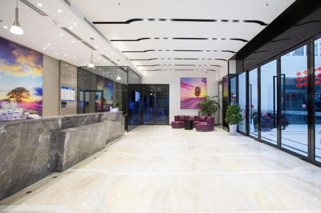 Lavande Hotels (Chengdu Xihe Bolin Square)