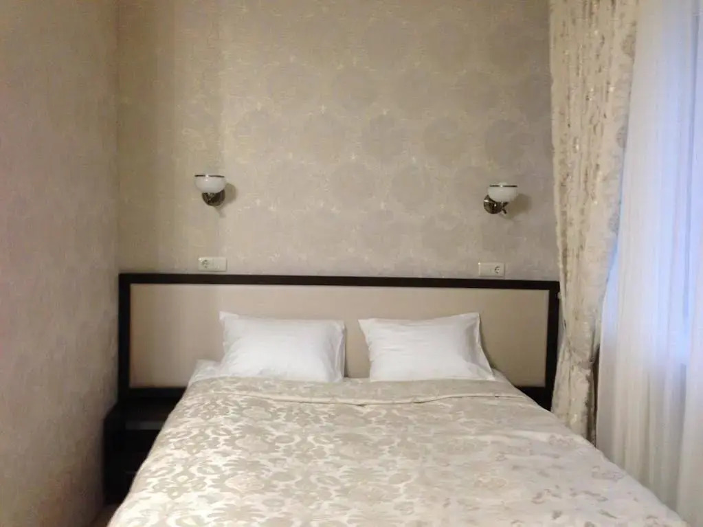 Royal Hotel