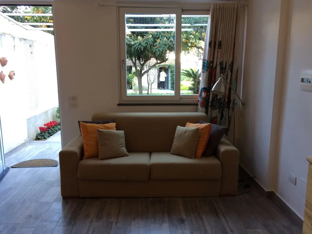 Regginè Holiday Apartments