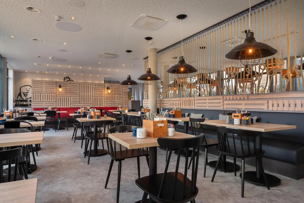 Holiday Inn - the niu, Keg Hamburg Ost by IHG