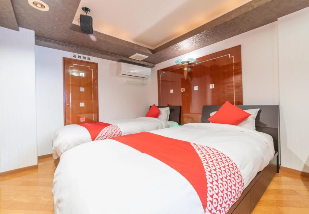 HOTEL I/S