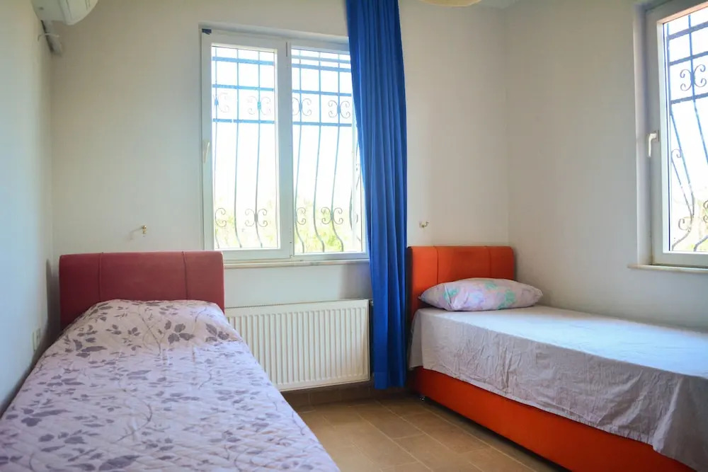 Kemer Monnaroza Villa