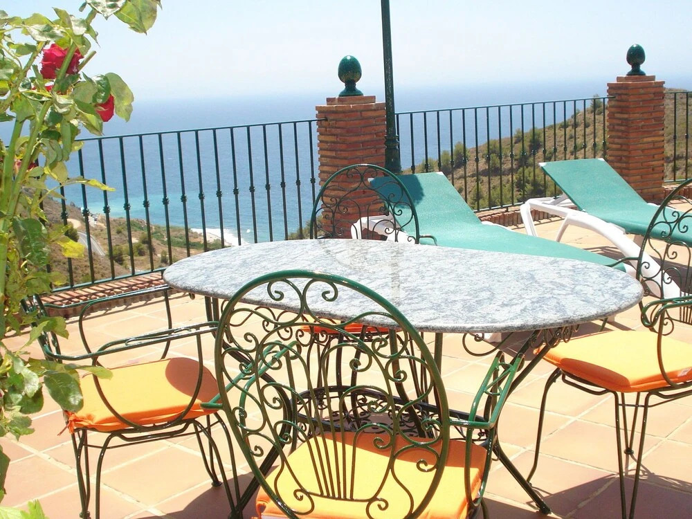 Holiday Home with Private Pool Near Nerja, with a Panoramic Sea View