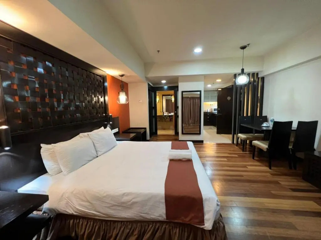 Raintree Resort Suites