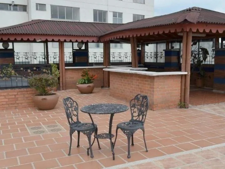 Hotel Ribera Del Rio Av 2N