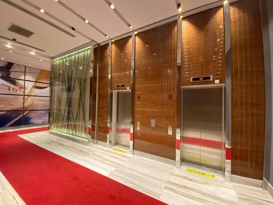 Luxury Residence Sea City views close the Airport hotel