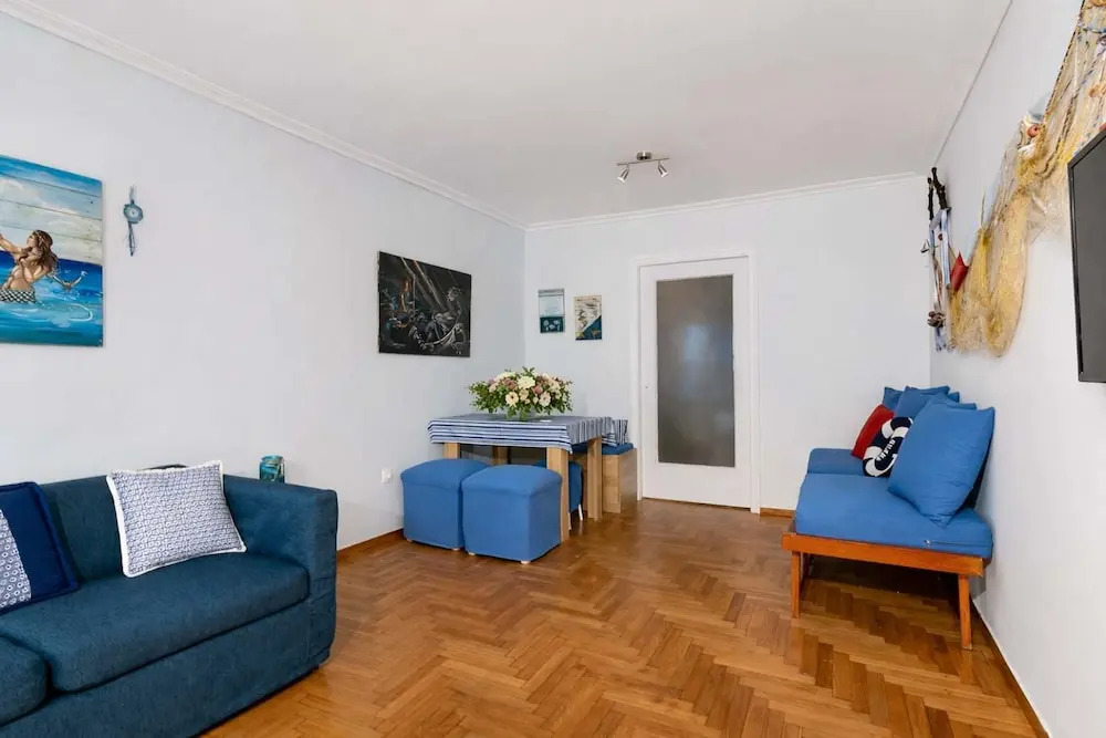 Seaside Escape With Balcony in Paleo Faliro