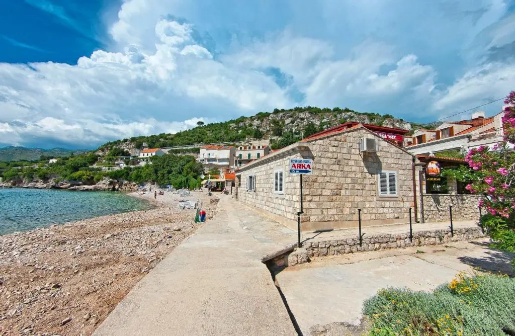 Villa Ana