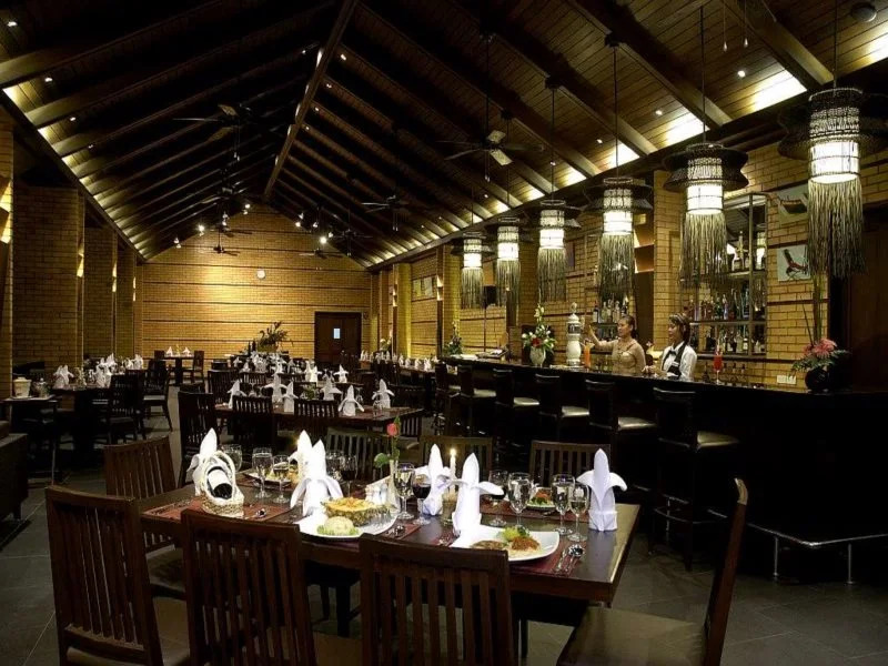 Eiamsiri Resort