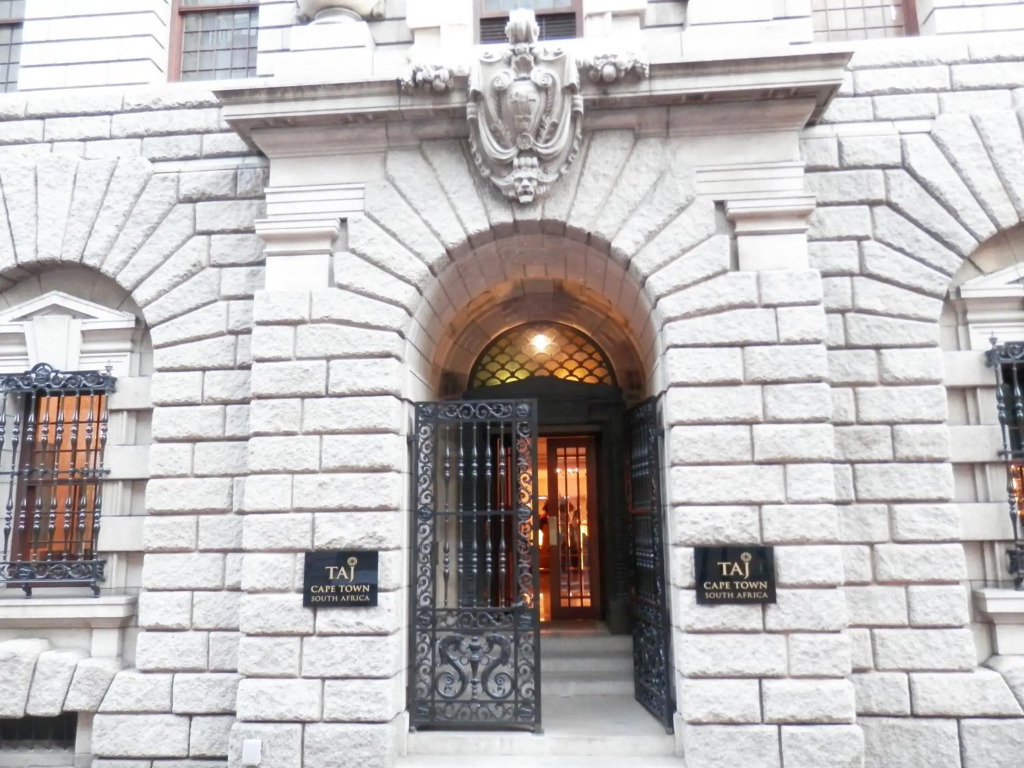 Taj Hotel Cape Town - luxury 5 star suites - very spacious with kitchenette, Lions Head views