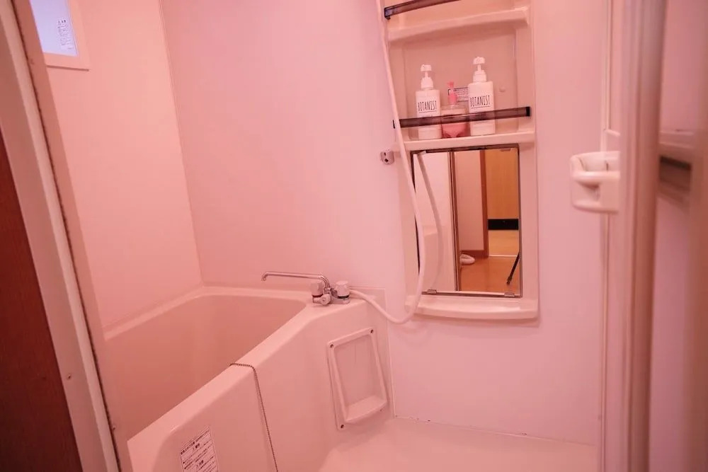 Hosei Apartment 201