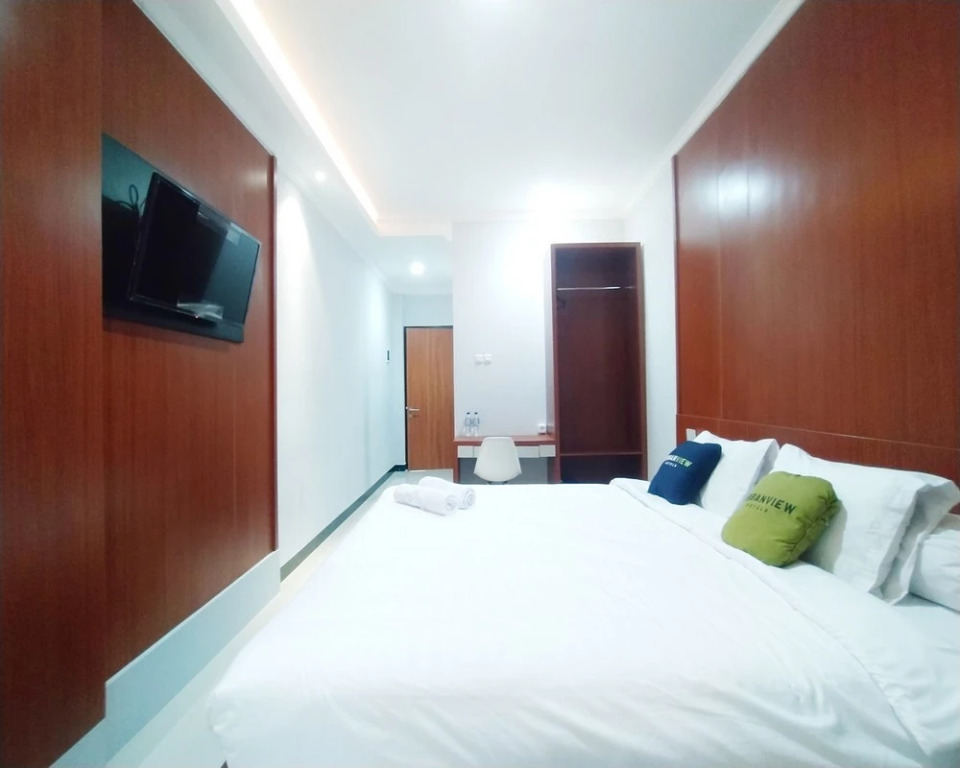 Urbanview Wisma Wirasatya Akpol Semarang by RedDoorz