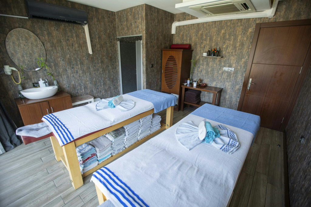 Anemon Grand Manisa Otel