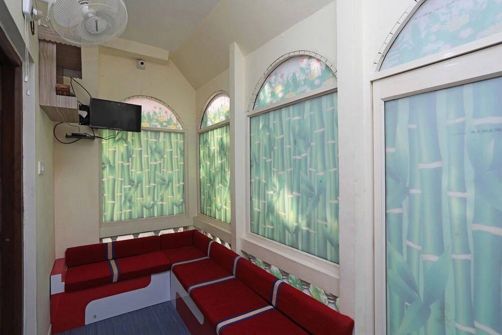 OYO 23382 Sai Gourav Residence