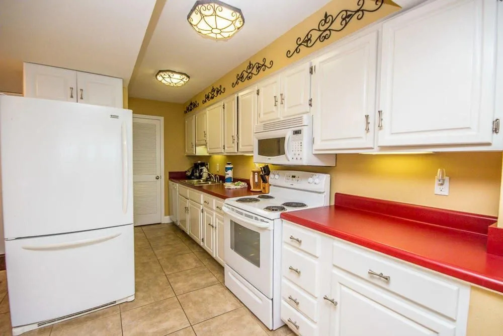 The Edgewater 44