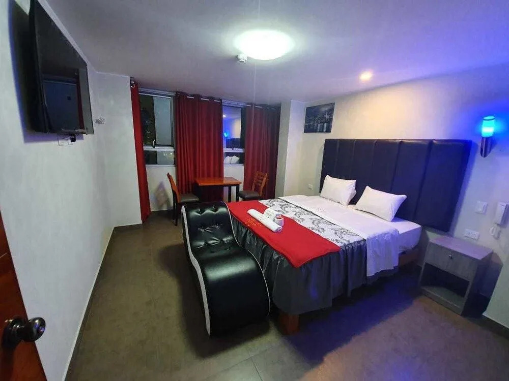 Hotel Vox69 Suites