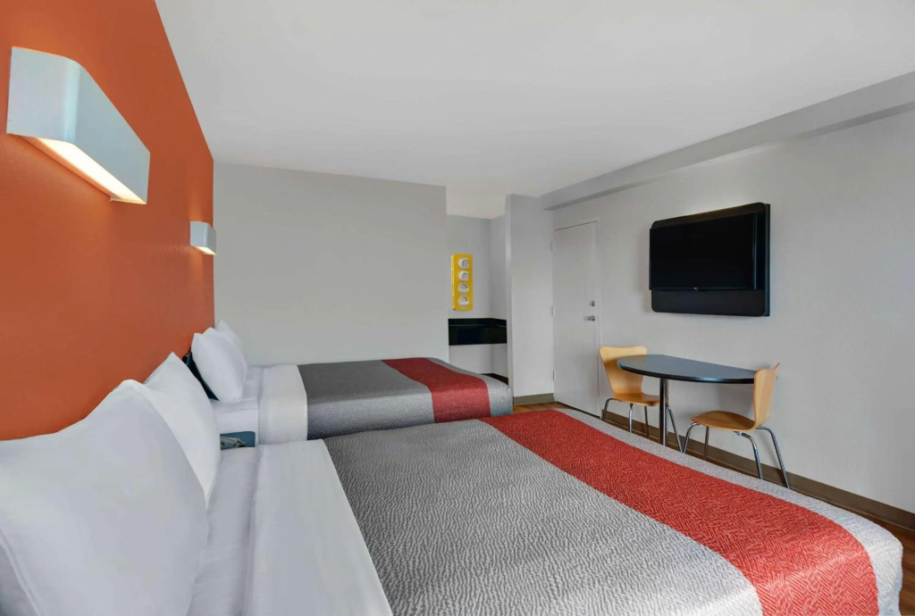 Motel 6-Cutler Bay, FL