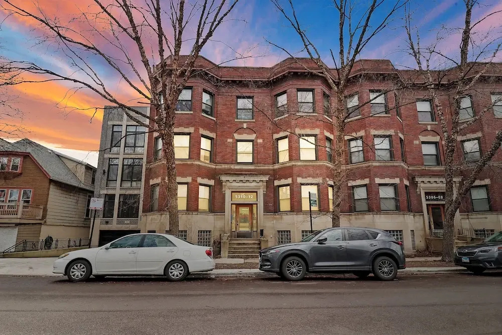 Furnished 3BR - Blackstone 1