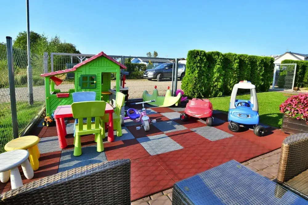 Apartment in Sianozety Near Sandy Beach
