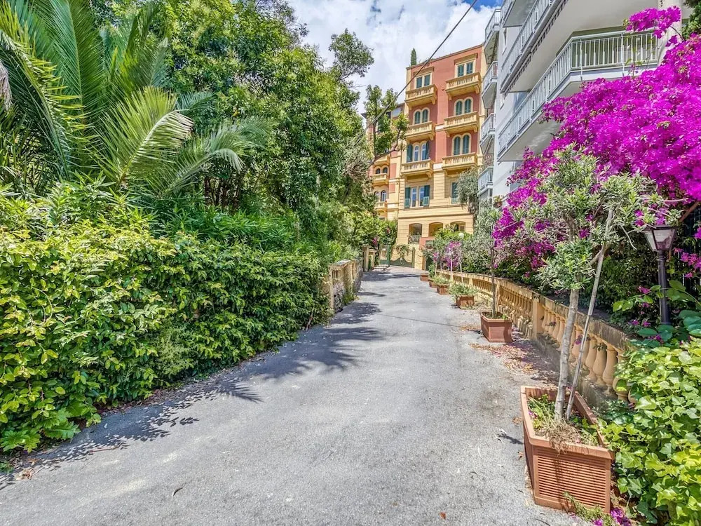 Elegant Apartment in Sanremo by the Town Centre
