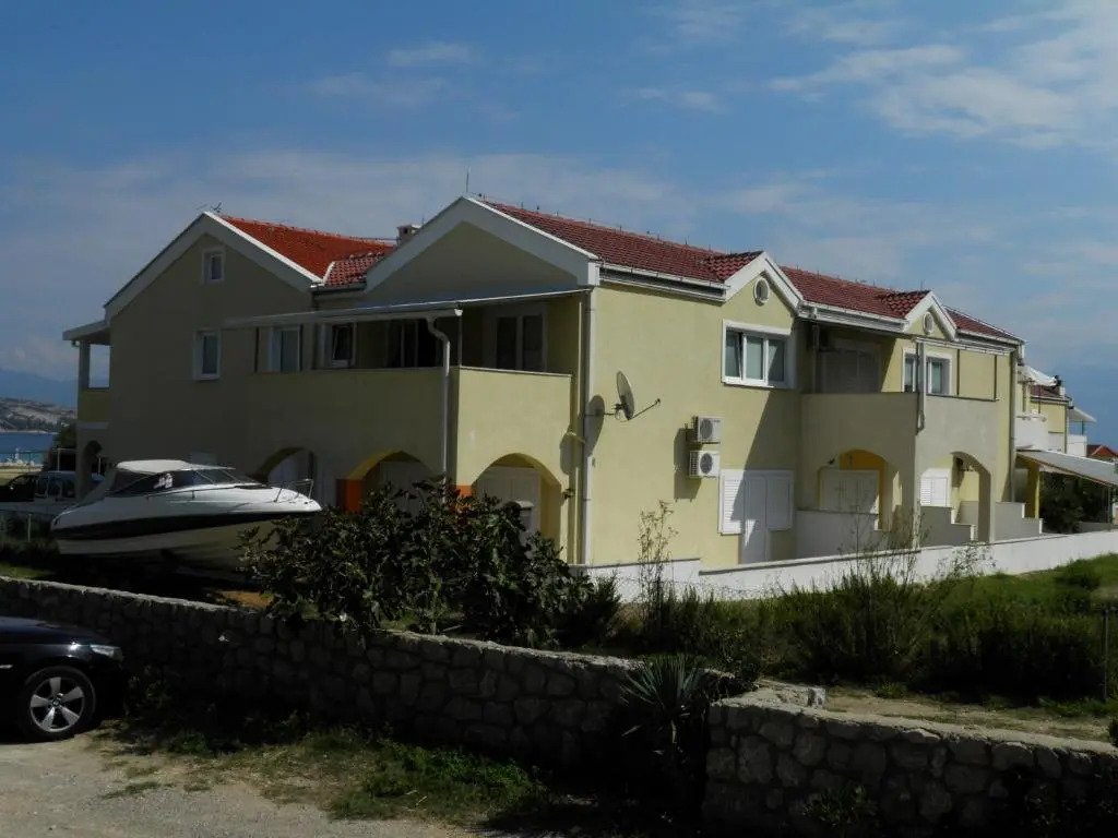 Beach Holiday Baska