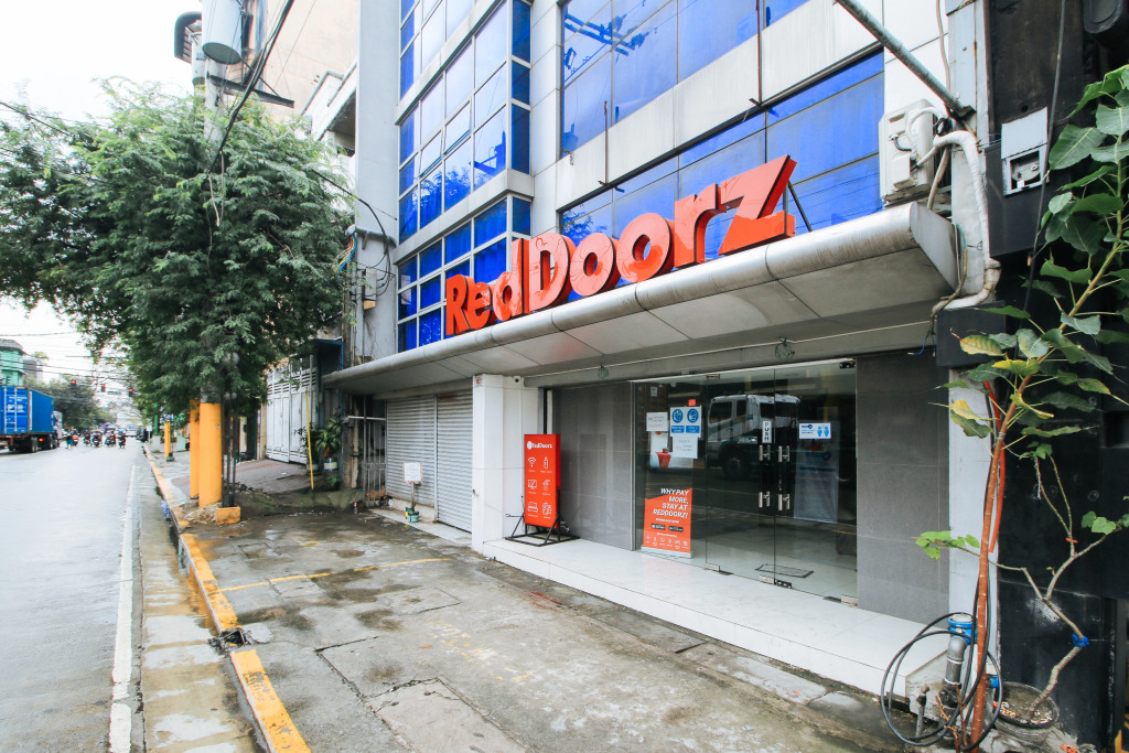 RedDoorz Plus @ San Marcelino Malate