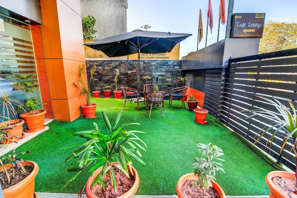Hotel Kohinoor Plaza