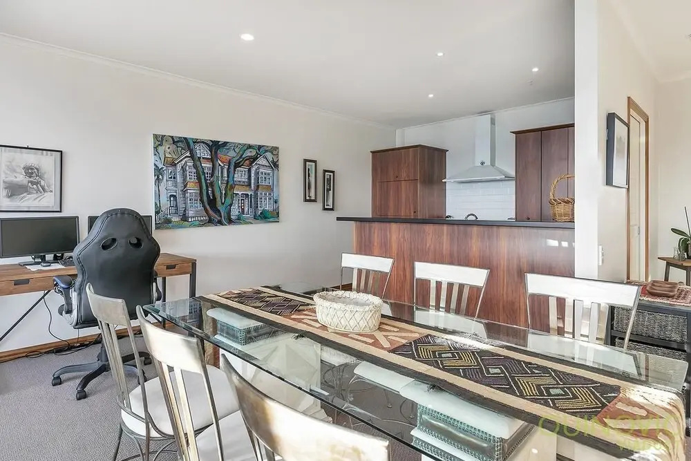 Qv Spacious Waterfront Apartment - 791