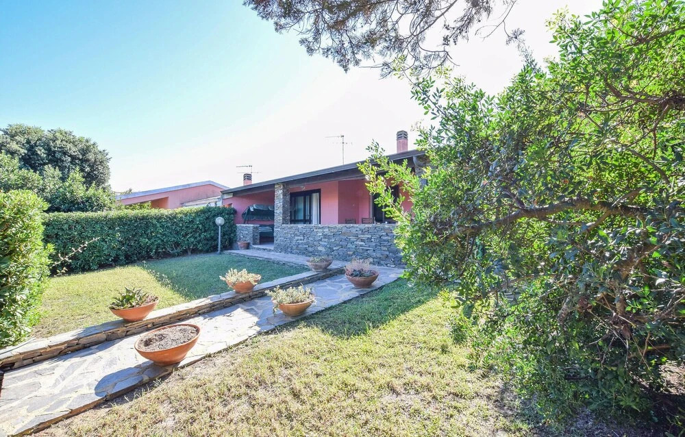 3 Bedroom Amazing Home In Stintino