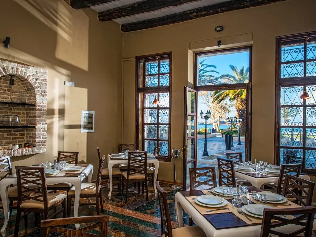 Civitas Suites Hotel