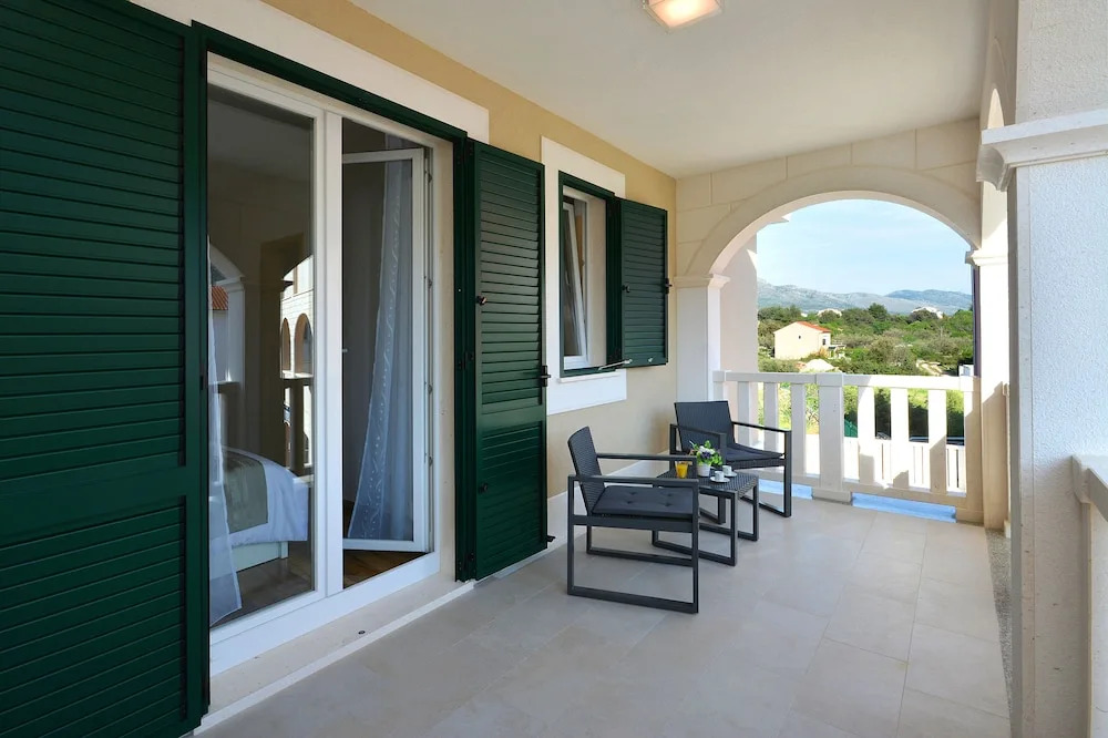 Villa Kami