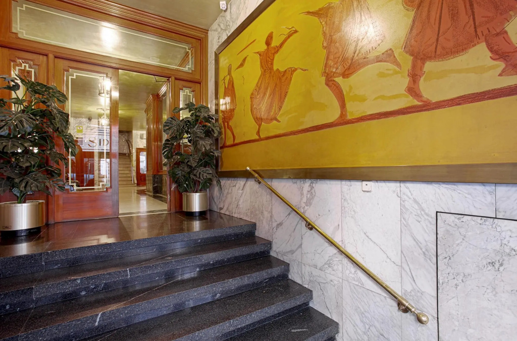 Cozy & Bright 1 Bd Apartm one Step Away Form Retiro Park. Retiro III