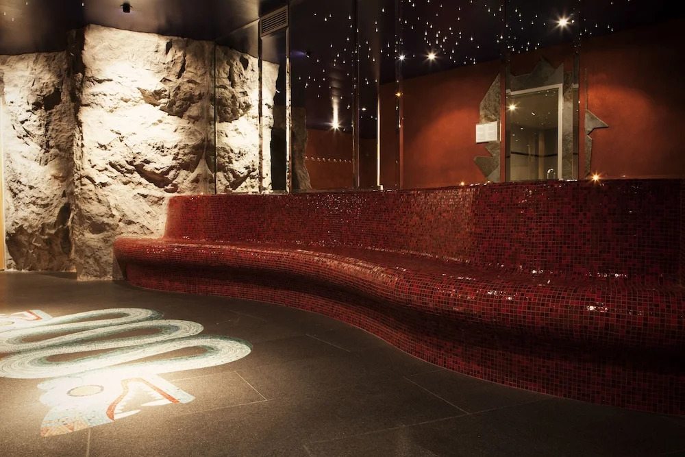 Hotel International
