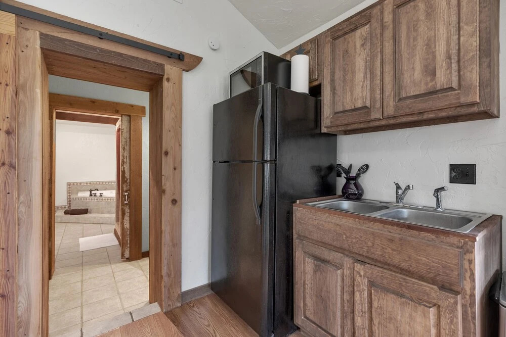 New! Luxury Casita W/hot-tub&firepit&countryviews