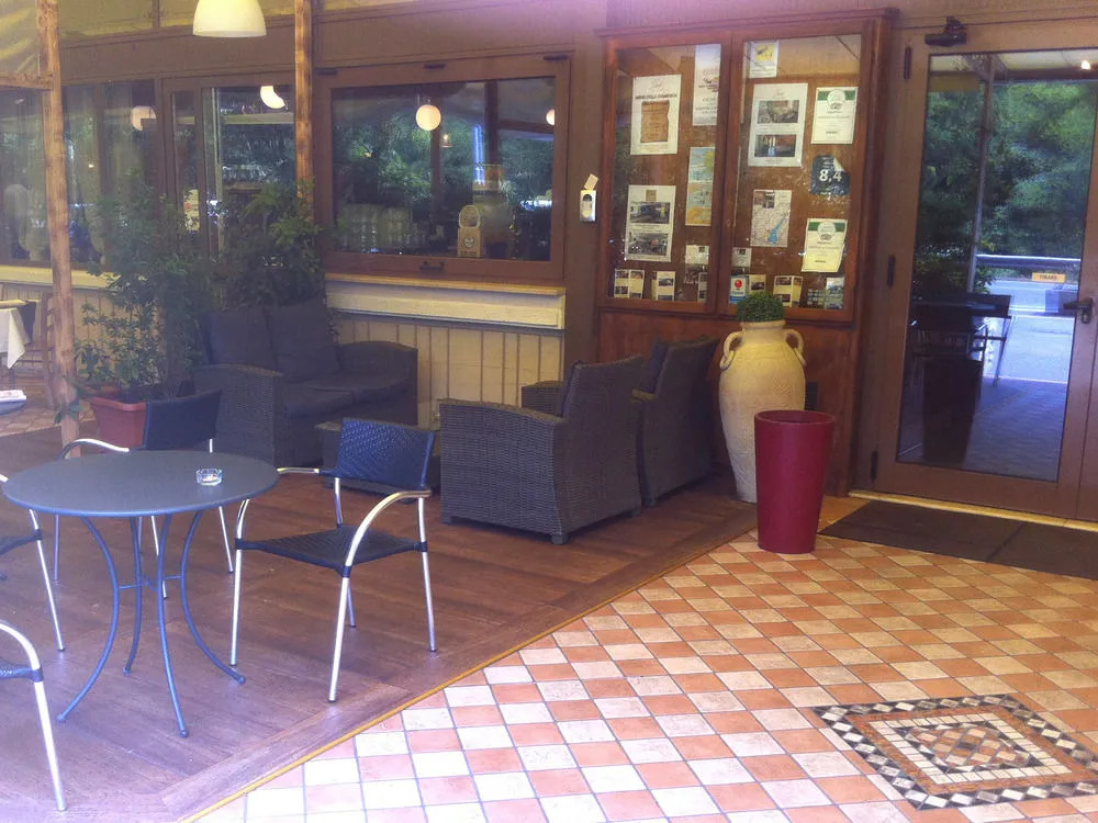 Hotel Edoné