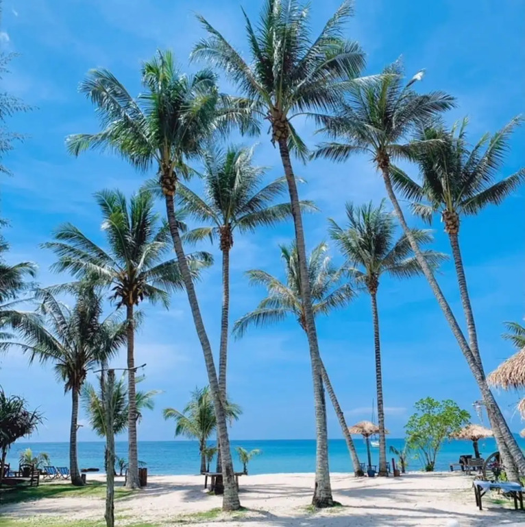 Suanya Kohkood Resort and Spa