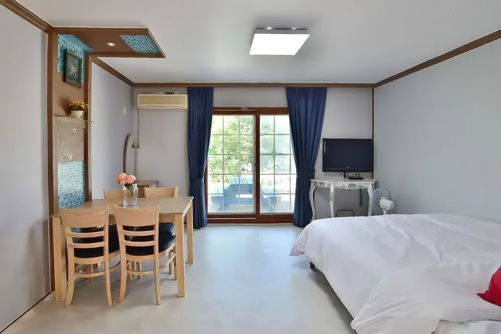 Grasslight Pension