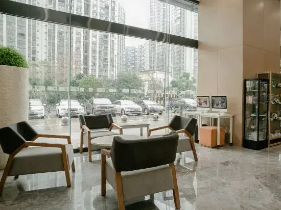 Hui Yue Hotel (Hui Rong Plaza, Chengdu Phoenix Mountain Sports Park)