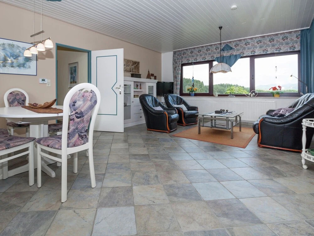 Detached Holiday Home Near the Hennesee with Terrace And Garden