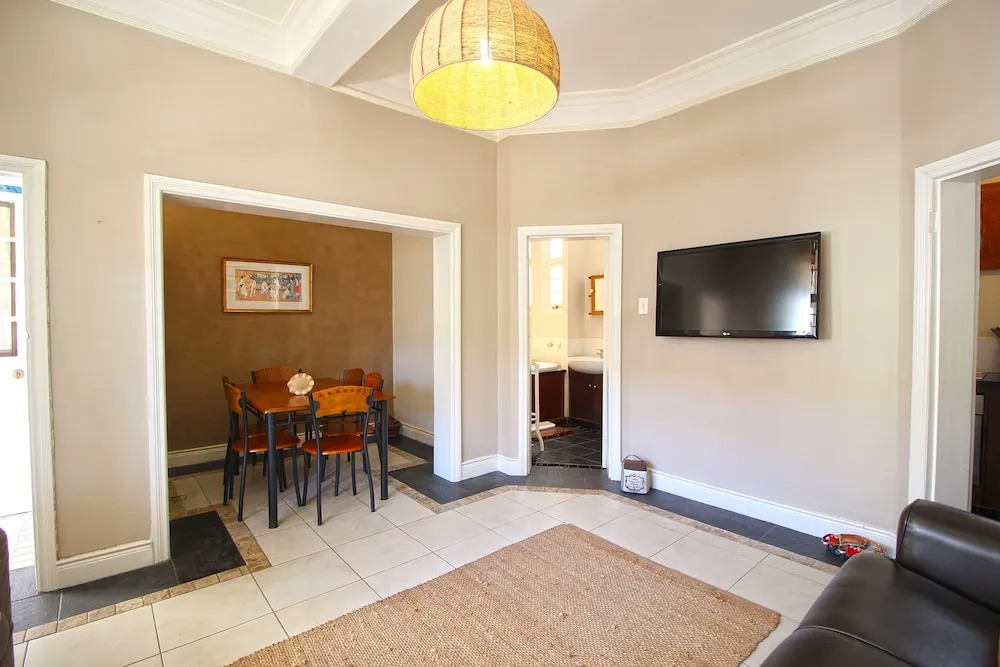 Victoria Court 111 - in Cape Town (Camps Bay)