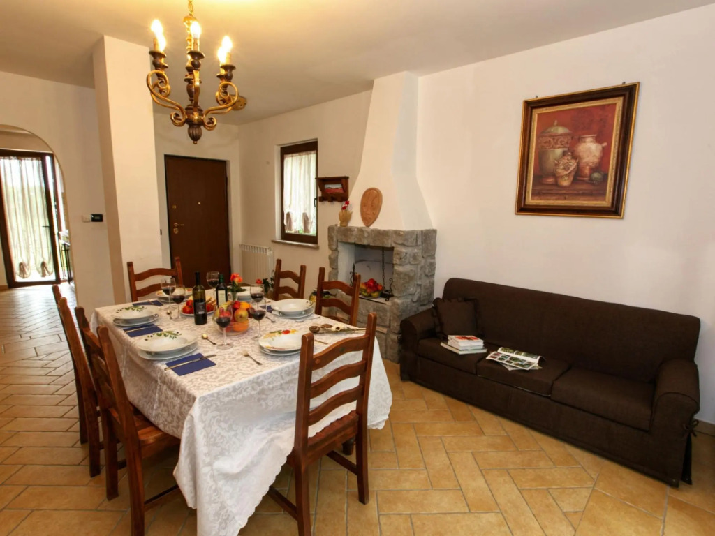Peaceful Villa in Montefiascone with Bubble Bath