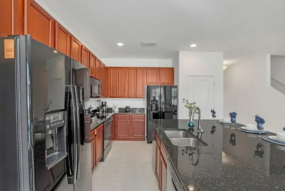 Upstay: Resort Villa w Pool & Cinema Near Disney