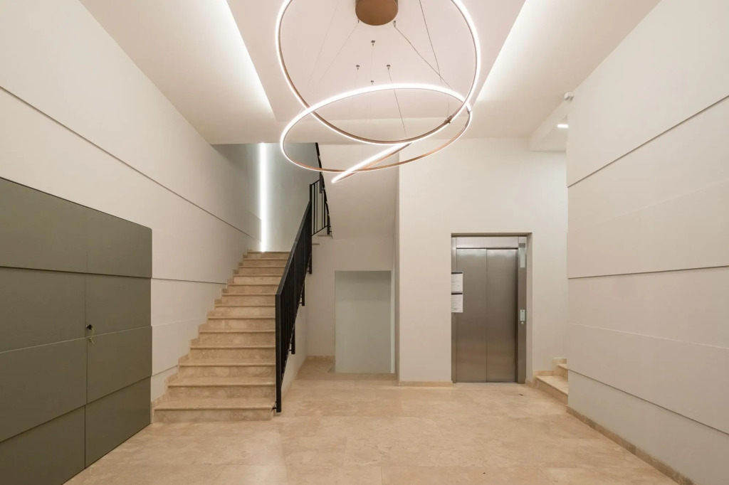 Ariosti Studio II by Wonderful Italy