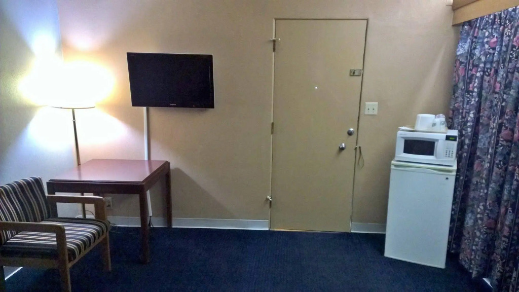 Executive Inn